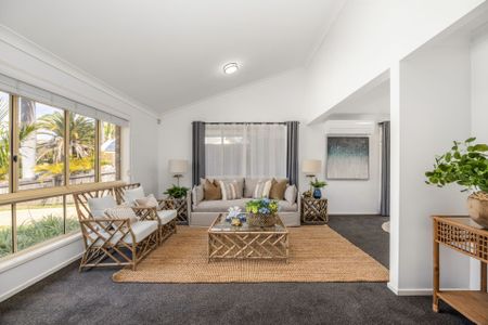 North-Facing Canal-Front Living - Photo 4