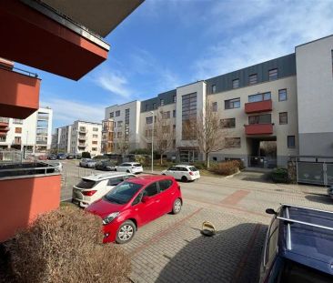 Pronájem bytu 1+kk, 35 m - Fotografie 2