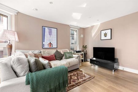 An excellent opportunity to own a distinctive apartment in Clapham's Library Building with a stunning private roof terrace. - Photo 2
