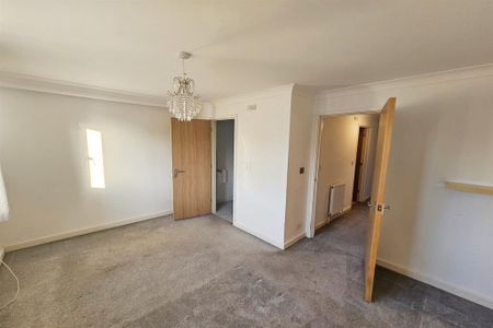 3 bedroom terraced house to rent - Photo 4