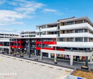 Open Home Meeting Point: Glenmore Village Sales Desk in front of Wo... - Photo 2