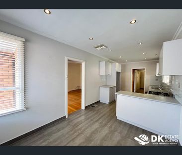 56 Hertford Rd, Sunshine, Vic 3020 - Photo 3