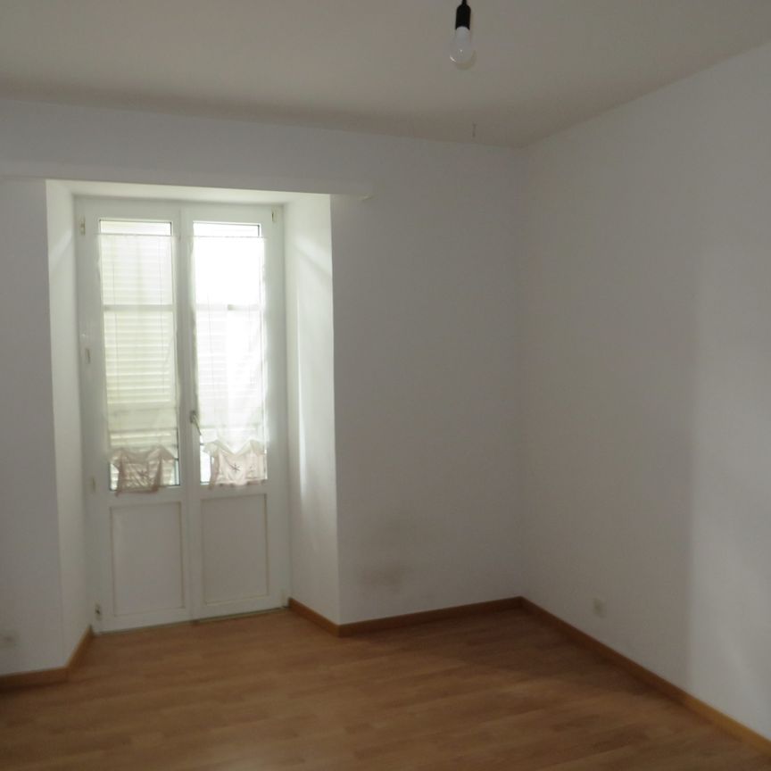 Joli appartement de 3,5 pièces avec cheminée de salon. - Foto 1