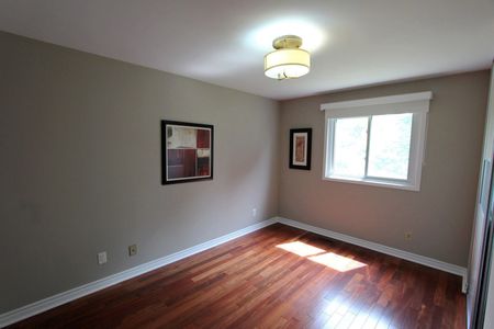 For Lease - 47 Snowball Crescent, Toronto, Ontario - Photo 2