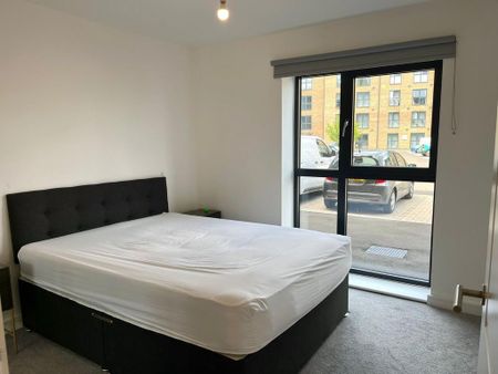 1 bedroom flat to rent - Photo 2