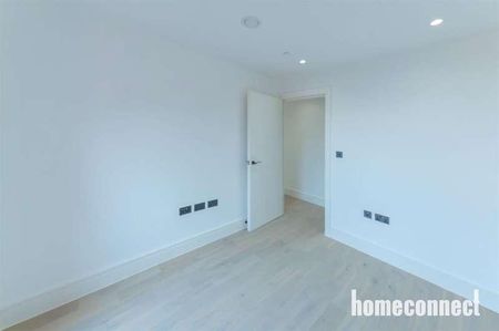 Colts Village Apartments, Barking Road, London, E6 - Photo 5