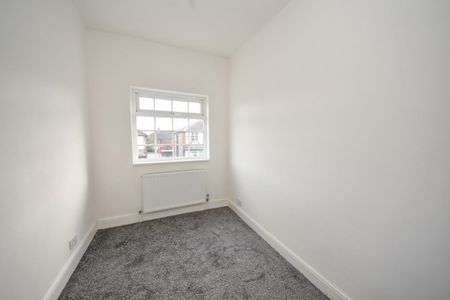 3 bed House - End Terrace for Rent - Photo 4