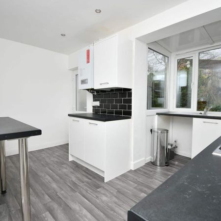 Room , Cartmel Road - Photo 3