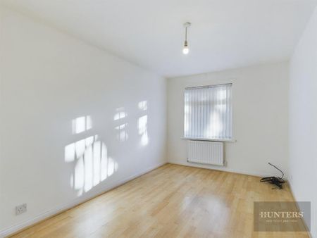 2 bedroom terraced bungalow to rent - Photo 3