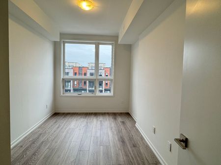 For Lease - 15 Lytham Green Circle Unit# 22, Newmarket, Ontario - Photo 3