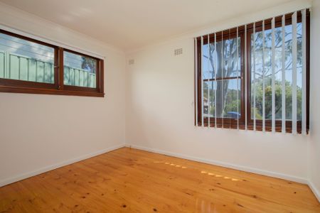 Whisper Quiet Location - Short Term Lease Only - Photo 5