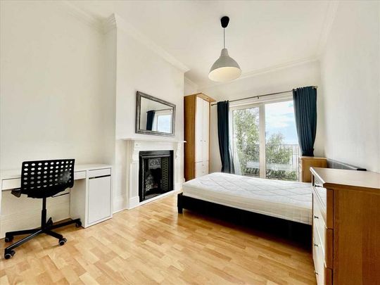 4 bedroom house share to rent - Photo 1