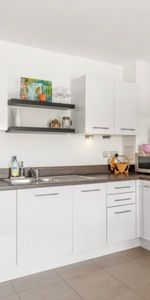 1 Bed Flat, Juniper Drive, SW18 - Photo 3