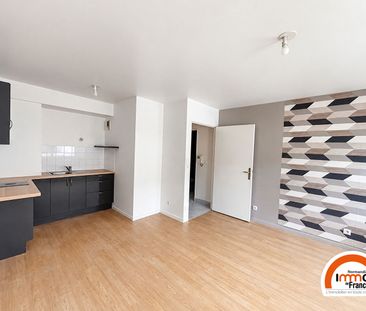 Location Appartement 2 pièces 40m² - Photo 3