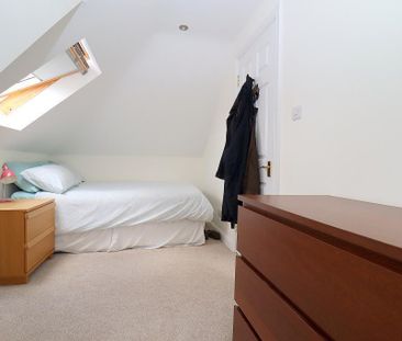 5 bedroom detached house to rent - Photo 1