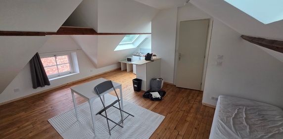 A BLOIS- Studio entièrement refait à neuf - Photo 2