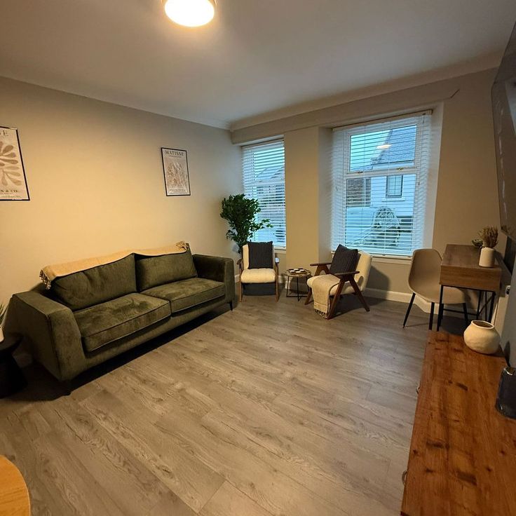 Main Street - Photo 1