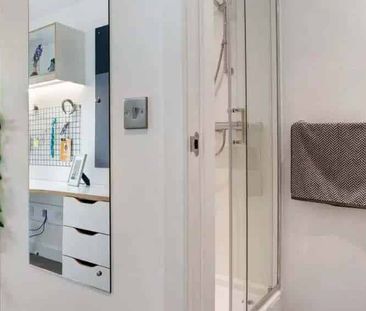 Silver En-Suite - Photo 5