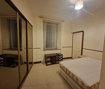 1 Bed Flat, Ark Lane, G31 - Photo 5