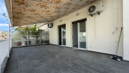 Διαμέρισμα για ενοικίαση Κάτω Πετράλωνα (Πετράλωνα) - Photo 2