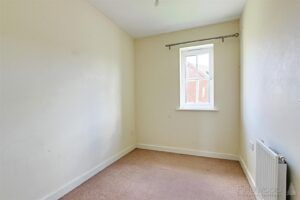 3 BEDROOM House - End Terrace - Photo 3