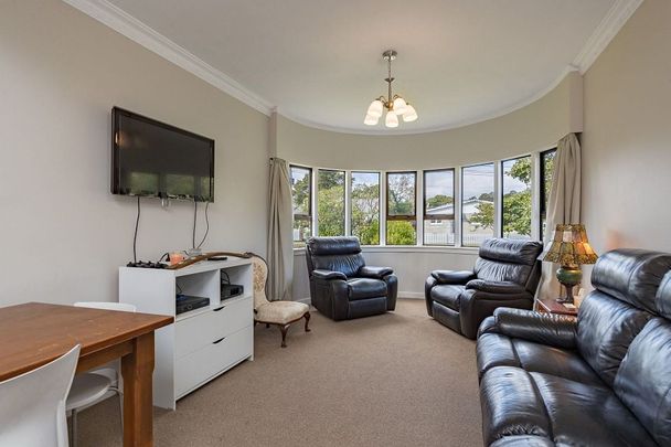 Charming 3 Bedroom Home in Ebdentown - Photo 1