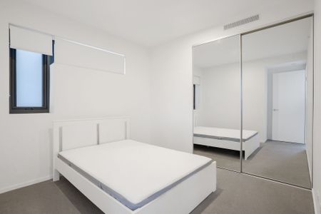 208/100 De Burgh Street, Lyneham - Photo 3