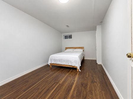 For Lease - 236 Munro Street Unit# Bsmt, Toronto, Ontario - Photo 2