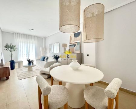 TWO-BEDROOM PENTHOUSE - LOS ALCÁZARES - Photo 3