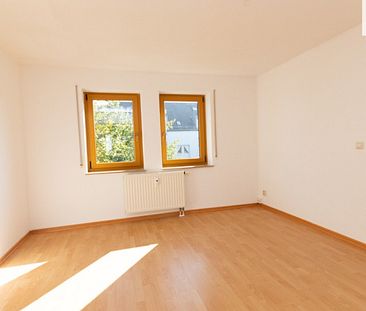 3-Raum-Wohnung im Herzog-Georg-Ring - 1. Obergeschoss - Balkon - Stellplatz - Annaberg-Buchholz - Photo 1