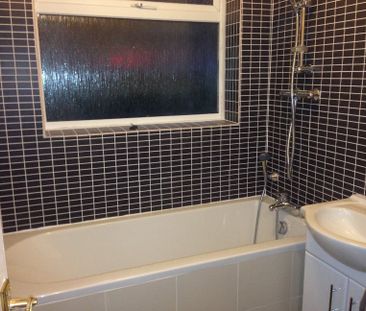 1 Bed Flat, Silver Birch Close, N11 - Photo 6