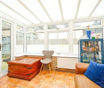 Hawthorn Road - Photo 1