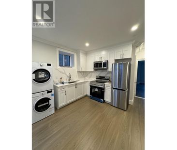 B 3808 W 17TH AVENUE, Vancouver, British Columbia - Photo 2