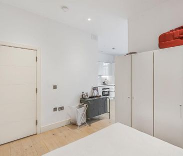 Studio to rent - Photo 3