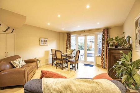 Curzon Street, Reading, Berkshire, RG30 - Photo 2