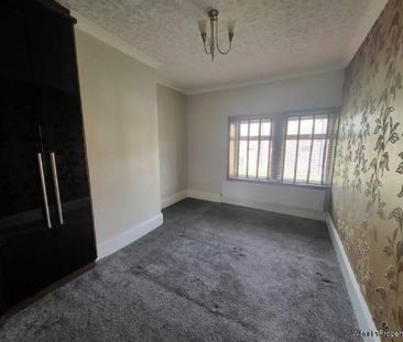 2 bedroom property to rent in Dewsbury - Photo 2