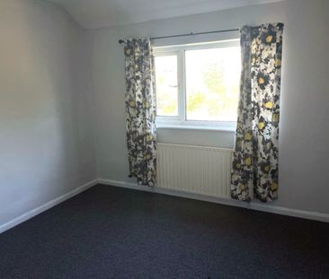 4 Bed Terraced House, Parson St, BS3 - Photo 2
