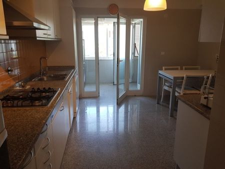 4 bedroom luxury Apartment for rent in Lumiar, Portugal - Photo 2