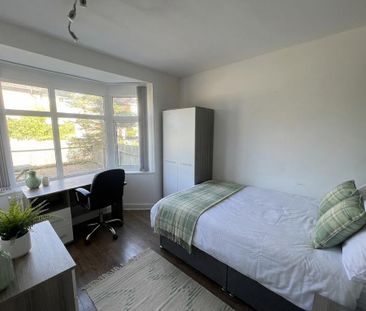 1 bedroom in a house share to rent - Photo 1
