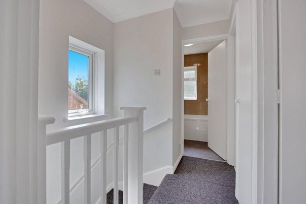 3 bedroom property to rent - Photo 1