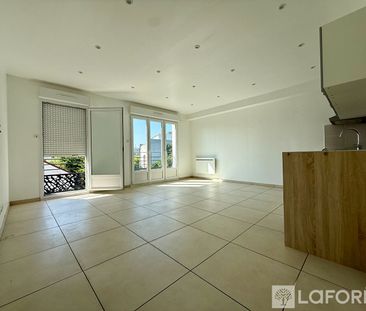 Apartment - Photo 2