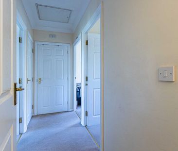 2 bed Flat for rent - Photo 6