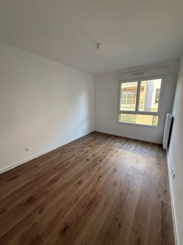 Location Appartement 2 pièces 41m² AIX LES BAINS 73100 - Photo 3