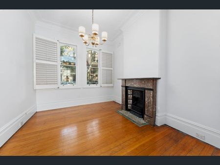 10 Napier Street - Photo 3