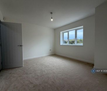 3 bedroom bungalow to rent - Photo 2