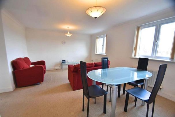 2 Bedroom Apartment To Let - Photo 1