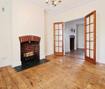 North Street, Swindon, Swindon, SN1 - Photo 3