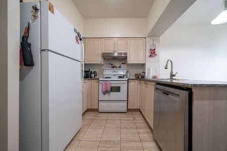 For Lease - 228 Queens Quay Unit# 1205, Toronto, Ontario - Photo 2