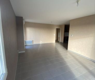 Location Appartement 3 pièces 77m² - Photo 6