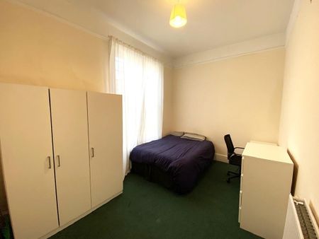 5 bedroom apartment to rent - Photo 2